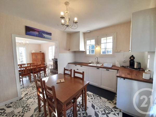 Maison à vendre  6 pièces - 92,07 m2 COZES - 17