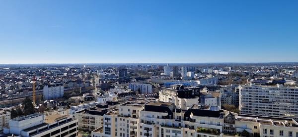 Rennes (35000) Rennes – Grand T4 en étage élevé avec vue panoramique