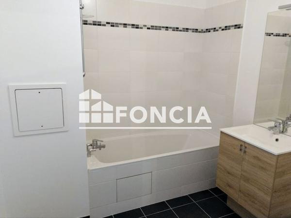 Location Appartement 3 pièces 62.3 m² - RUE DES VOYAGEURS Cergy Saint Christophe 95800