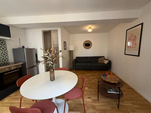 CARCASSONNE, Maison Rénovée avec garage et terrasse