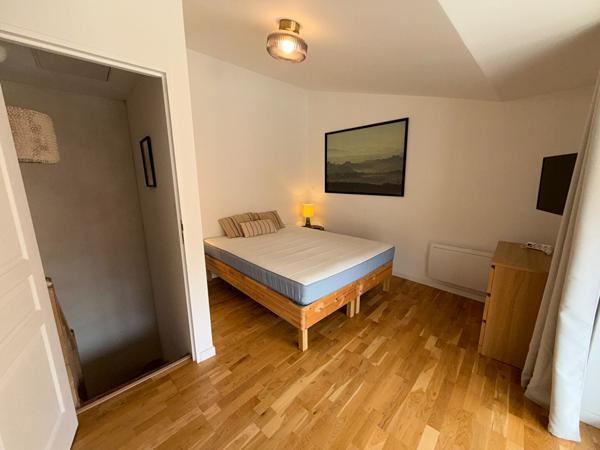 CARCASSONNE, Maison Rénovée avec garage et terrasse