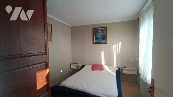 La Grande Paroisse, pavillon sur sous-sol total, 4 pièces sur 1163 m² de jardin avec vue imprenable.