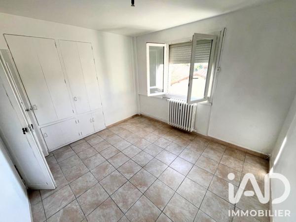 Location appartement 4 pièces 69 m² Avignon