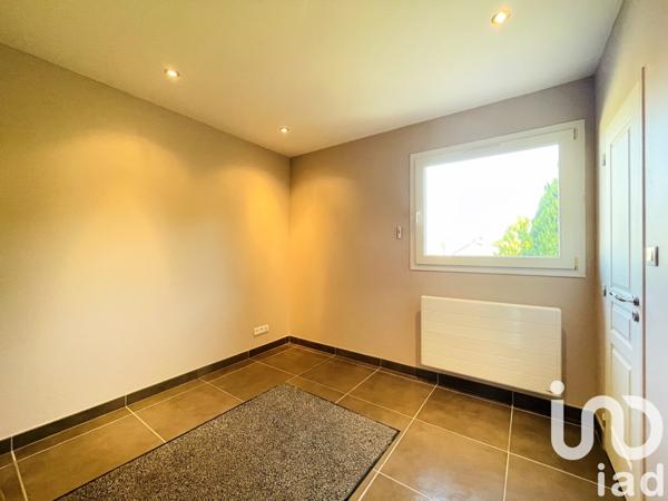 Appartement 4 pièces de 88 m² à Les Ancizes-Comps (63770)