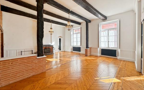 Appartement à vendre    5 pièces •  Castelsarrasin