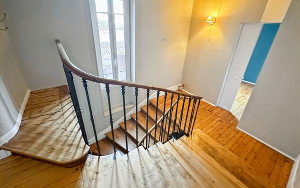 Appartement à vendre    5 pièces •  Castelsarrasin