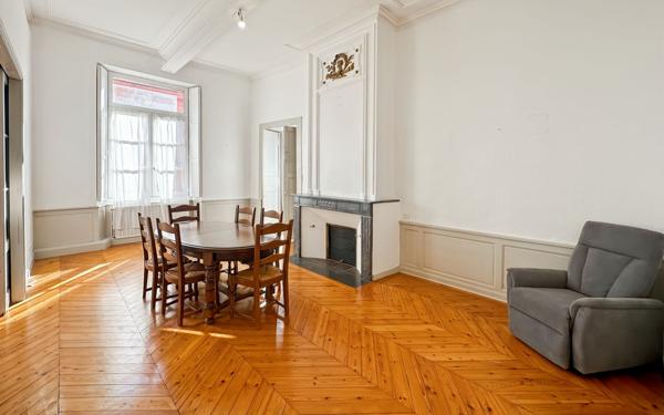 Appartement à vendre    5 pièces •  Castelsarrasin