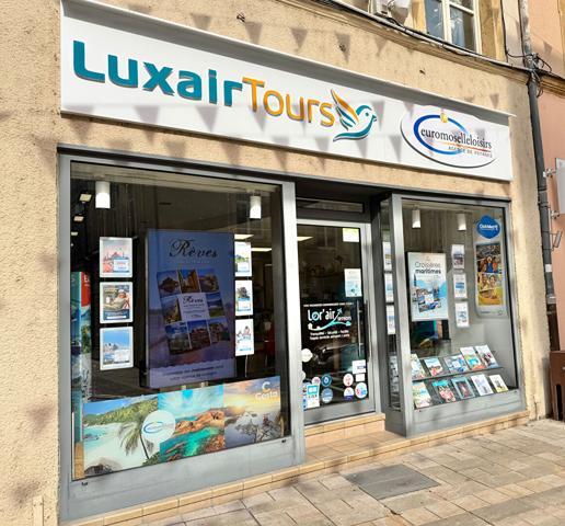 Local commercial déjà loué (rentabilité de 11%) avec annexes + caves