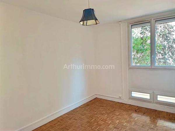 Vente                                                      Appartement
                        
                     4 pièces                      75 m2                     à Draveil