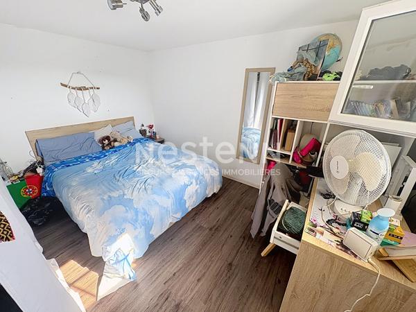 Maison 4 chambres avec terrain de 1 155 m² à Couzeix