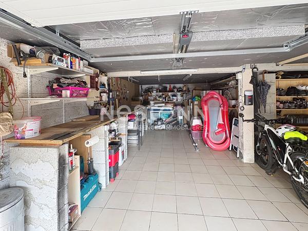 Maison 4 chambres avec terrain de 1 155 m² à Couzeix
