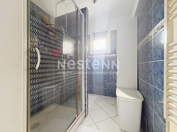Maison 4 chambres avec terrain de 1 155 m² à Couzeix