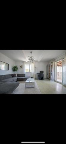 Maison Plan De Cuques 5 pièce(s) 119 m2