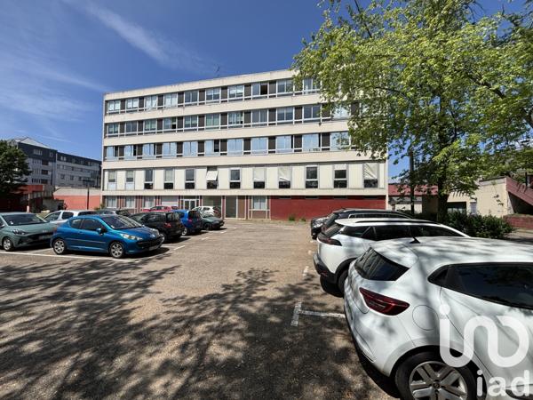 Immeuble à vendre 1 374 m² Val-de-Reuil