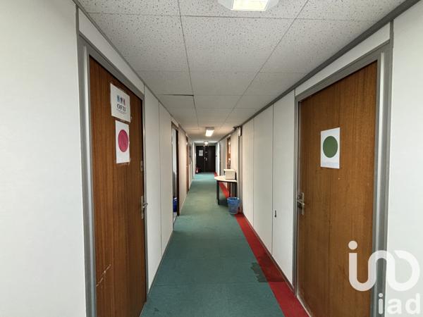 Immeuble à vendre 1 374 m² Val-de-Reuil