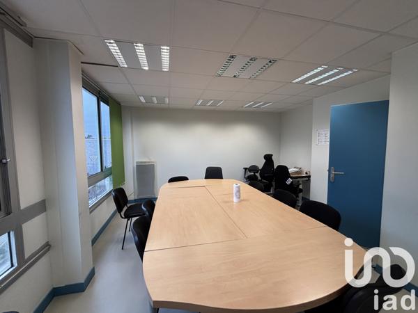 Immeuble à vendre 1 374 m² Val-de-Reuil