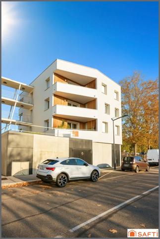 T3 récent de 2015 avec terrasse et parking