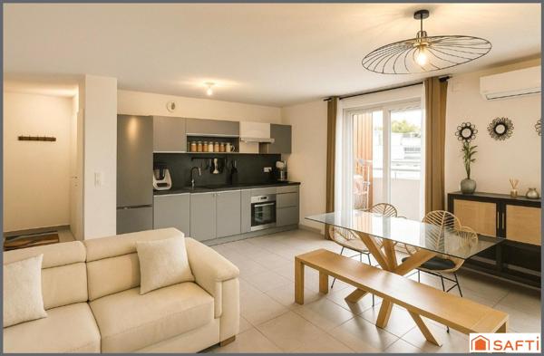 T3 récent de 2015 avec terrasse et parking