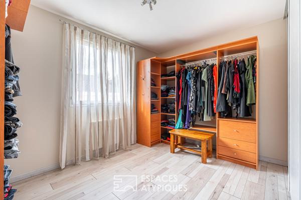 Maison avec jardin paysagé au coeur de La Boisse