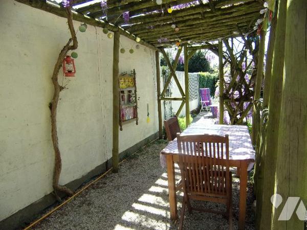 MAISON  HABITABLE  CENTRE BOURG