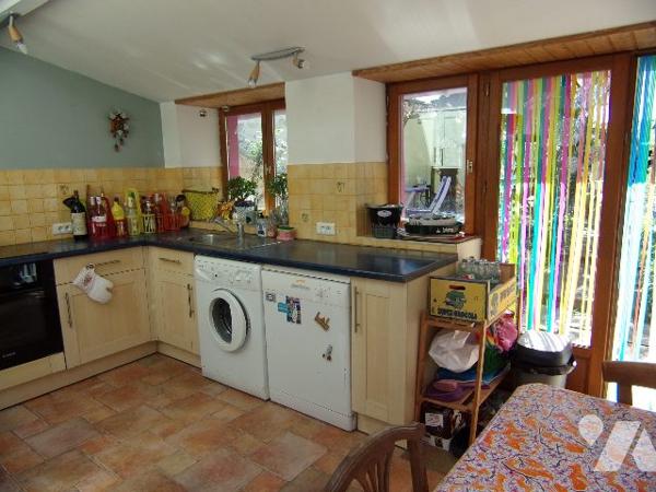 MAISON  HABITABLE  CENTRE BOURG