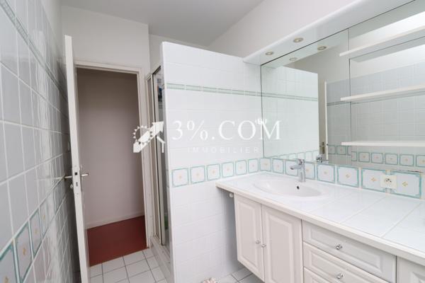 Maison 9 pièce(s) 5 chambre(s) 176 m²