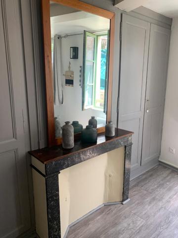 A LOUER STUDIO MEUBLE A CHARTRES