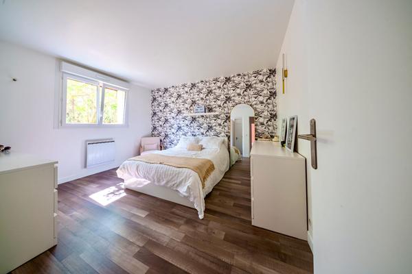 Maison Corbeil-Essonnes 8 pièce(s) 310m2