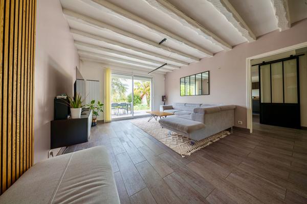 Maison Corbeil-Essonnes 8 pièce(s) 310m2