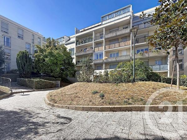 Appartement F6 à vendre  6 pièces - 122,66 m 2   CHATOU  - 78