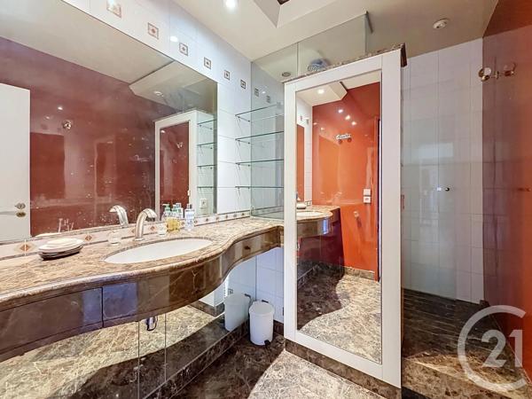 Appartement F6 à vendre  6 pièces - 122,66 m 2   CHATOU  - 78