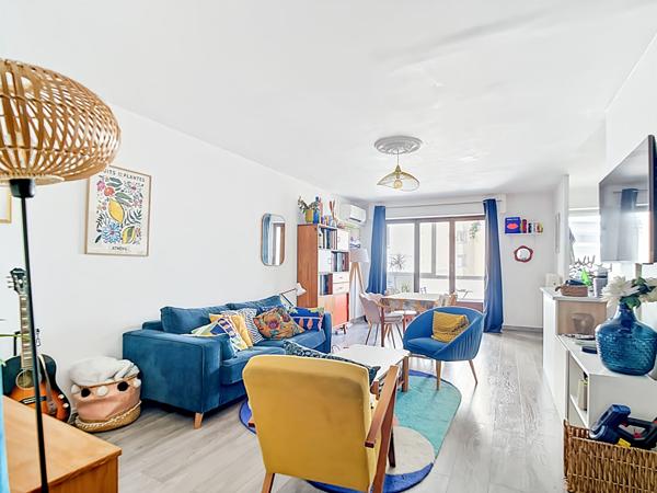 À vendre Appartement 3 pièces + Place de parking Secteur Cinq Avenues 13004 Marseille