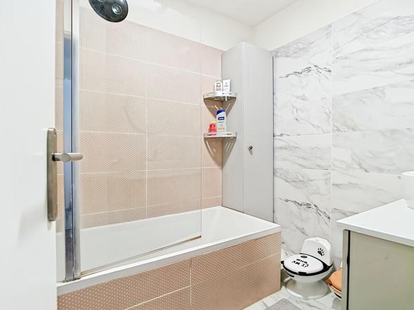 À vendre Appartement 3 pièces + Place de parking Secteur Cinq Avenues 13004 Marseille