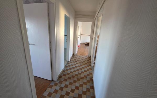 Appartement à vendre    2 pièces • 64 m2 Limoges