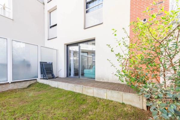 NANTERRE (92) A vendre - Studio 26,4m2 - Terrasse/Jardin - Pas de travaux