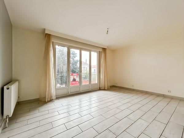 Secteur Jean Moulin -  APPARTEMENT 2 pièces 47 m2