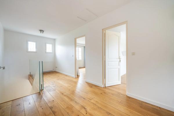 Maison familiale rénovée avec piscine – Saint-Léger-en-Yvelines