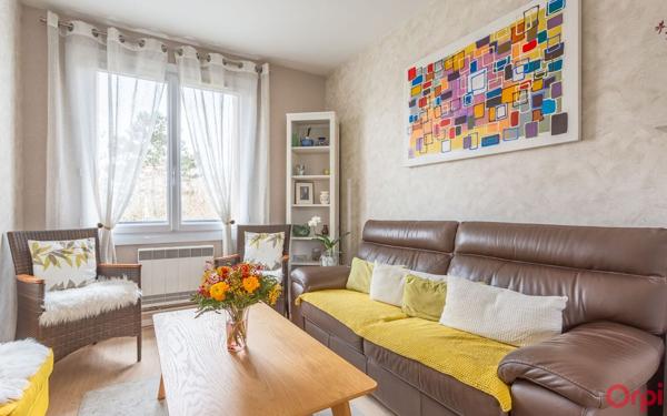 Appartement à vendre    4 pièces • 64,98 m2 Sainte-Geneviève-des-Bois