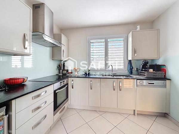 Maison individuelle 3 chambres sous-sol garage