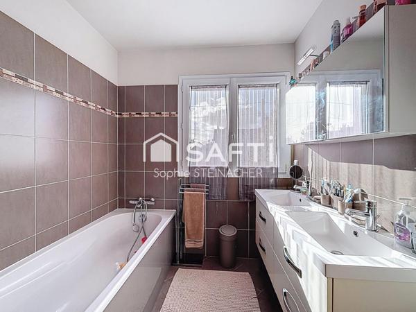 Maison individuelle 3 chambres sous-sol garage