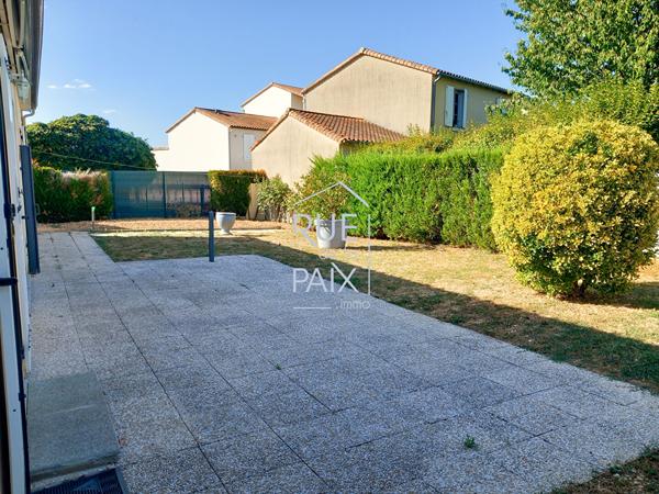 86170 NEUVILLE DE POITOU Maison Neuville De Poitou 3 pièce(s) 72 m2