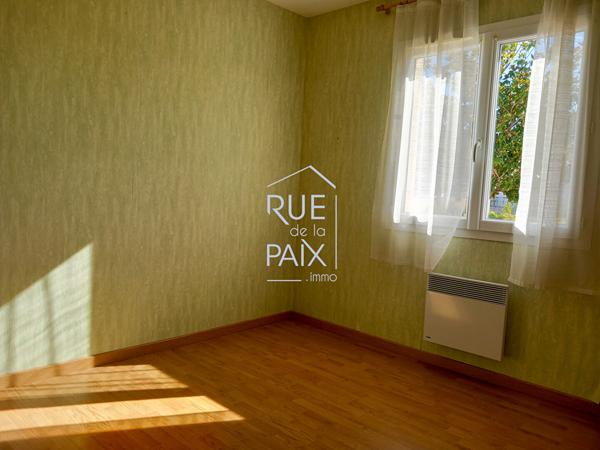 86170 NEUVILLE DE POITOU Maison Neuville De Poitou 3 pièce(s) 72 m2