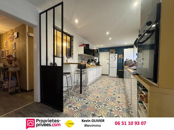 Maison individuelle en brique à vendre à Barlin - 5 chambres et proximité des commodités!