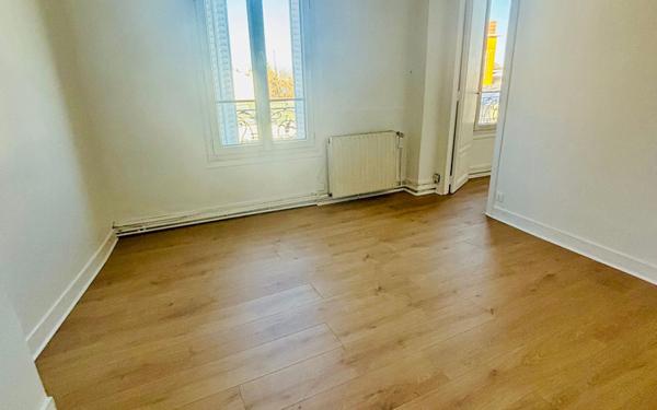 Appartement à vendre    3 pièces • 53 m2 La Courneuve