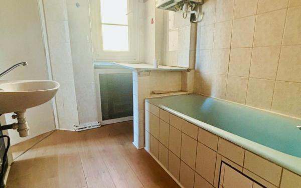 Appartement à vendre    3 pièces • 53 m2 La Courneuve