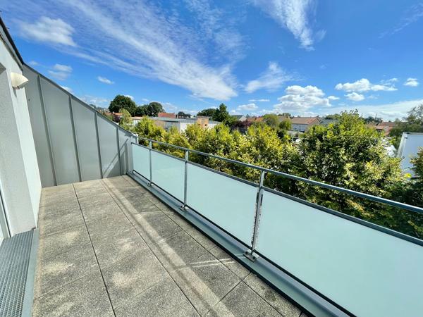 A LOUER - NANTES NORD PONT DU CENS - Grand appartement 2 pièces de 49.84 m² avec TERRASSE et GARAGE !