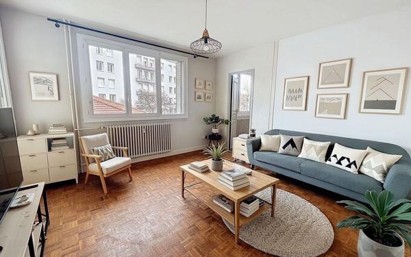 Appartement à vendre    4 pièces • 78 m2 Valence