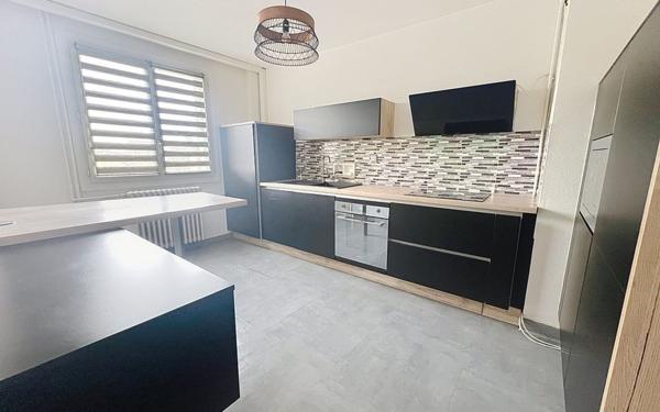 Appartement à vendre    4 pièces • 78 m2 Valence