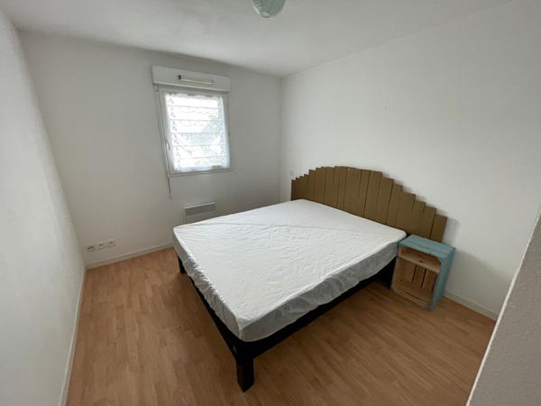 Appartement T2 expose Sud, proche des commerces, cave et stationnement