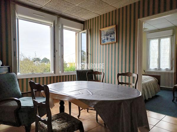 Maison bourgeoise quinocéenne divisée en 3 appartements, vue mer, plages et commerces à pied à Saint-Quay-Portrieux